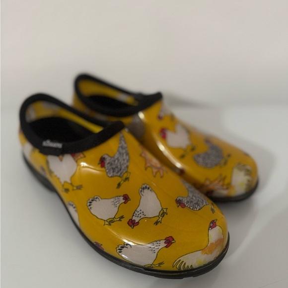 Sloggers Shoes - Sloggers Yellow Chicken Print Mules